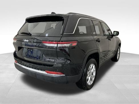 Used 2024 Jeep Grand Cherokee Limited image 5