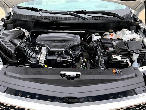 Used 2022 Cadillac XT6 Premium Luxury w/ Technology Package FWD image 32
