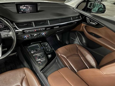 Used 2017 Audi Q7 3.0T Premium Plus w/ Premium Plus Package AWD/4WD image 41