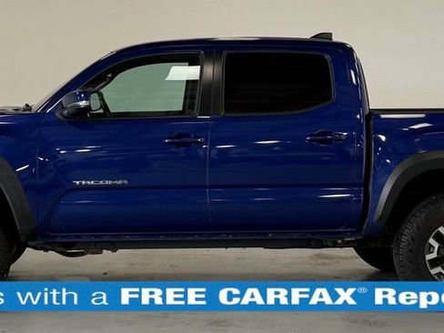 Used 2023 Toyota Tacoma TRD Off-Road RWD image 2