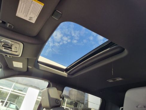 New 2026 GMC Sierra 1500 AT4 w/ AT4 Premium Package image 22