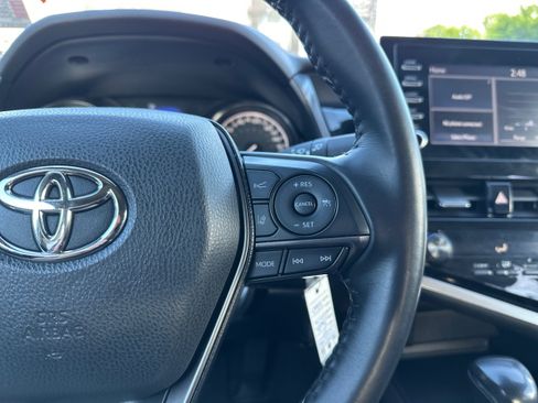 Used 2021 Toyota Camry SE FWD image 32