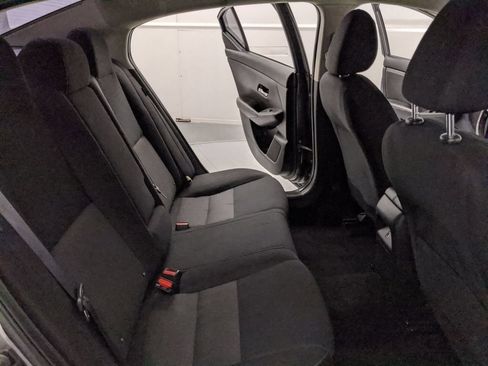 Used 2022 Nissan Sentra SV FWD image 19