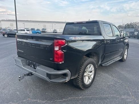 Used 2021 Chevrolet Silverado 1500 LT image 4