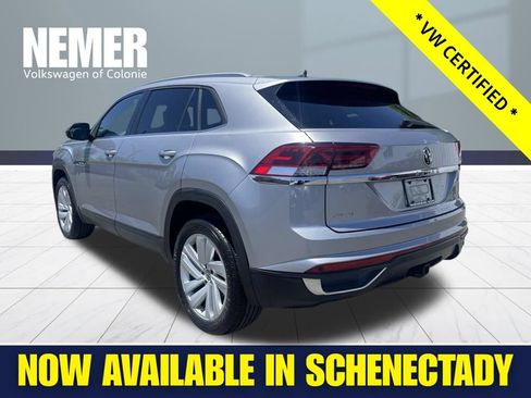 Certified 2022 Volkswagen Atlas Cross Sport SE AWD/4WD image 3