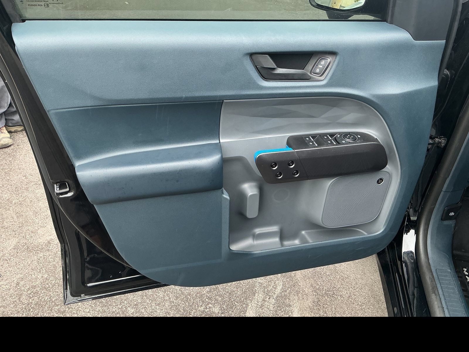Used 2025 Ford Maverick Lobo AWD/4WD image 11