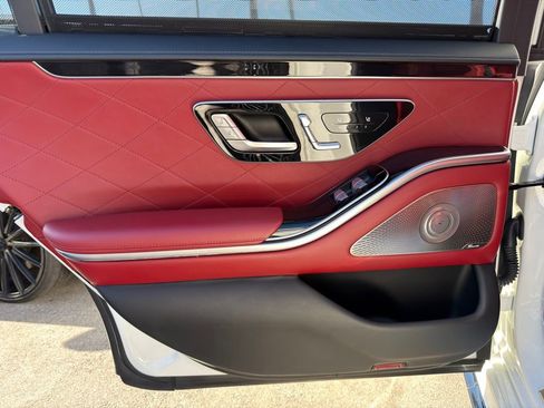 Used 2022 Mercedes-Benz S 580 4MATIC Sedan image 42