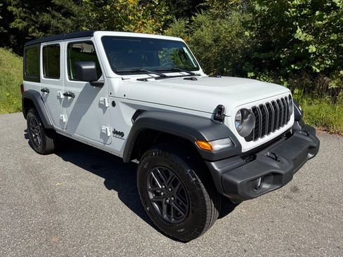 New 2025 Jeep Wrangler Unlimited Sport image 5