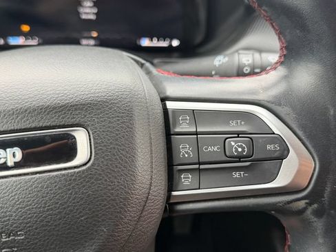 Used 2022 Jeep Compass Trailhawk w/ Trailhawk Elite Group AWD/4WD image 17