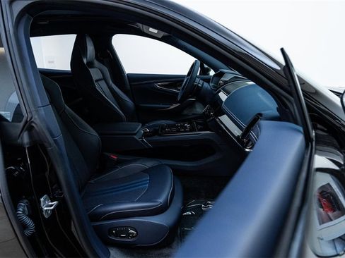 Used 2025 Aston Martin DBX 707 image 36