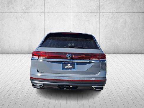 New 2026 Volkswagen Atlas SE image 6