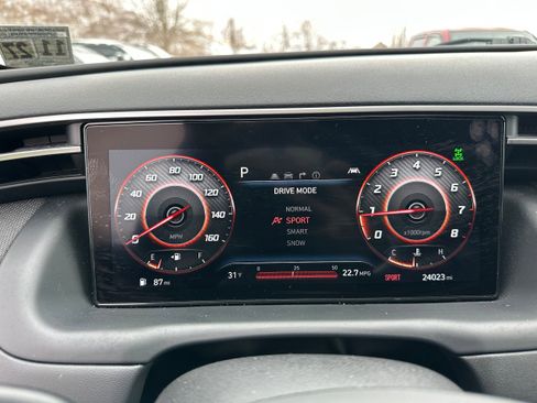 Used 2023 Hyundai Santa Cruz Limited image 41