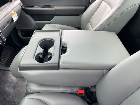 New 2025 Ford F250 XL w/ XL Chrome Package image 12