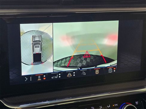 Used 2025 GMC Sierra 1500 Denali w/ Denali Reserve Package image 31