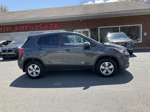 Used 2020 Chevrolet Trax LS w/ Tint and Cruise Package AWD/4WD image 4