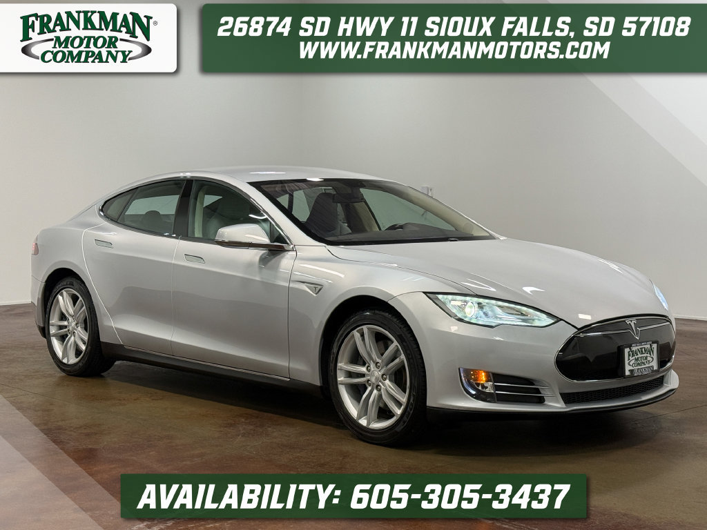 Used 2013 Tesla Model S Performance RWD image 1