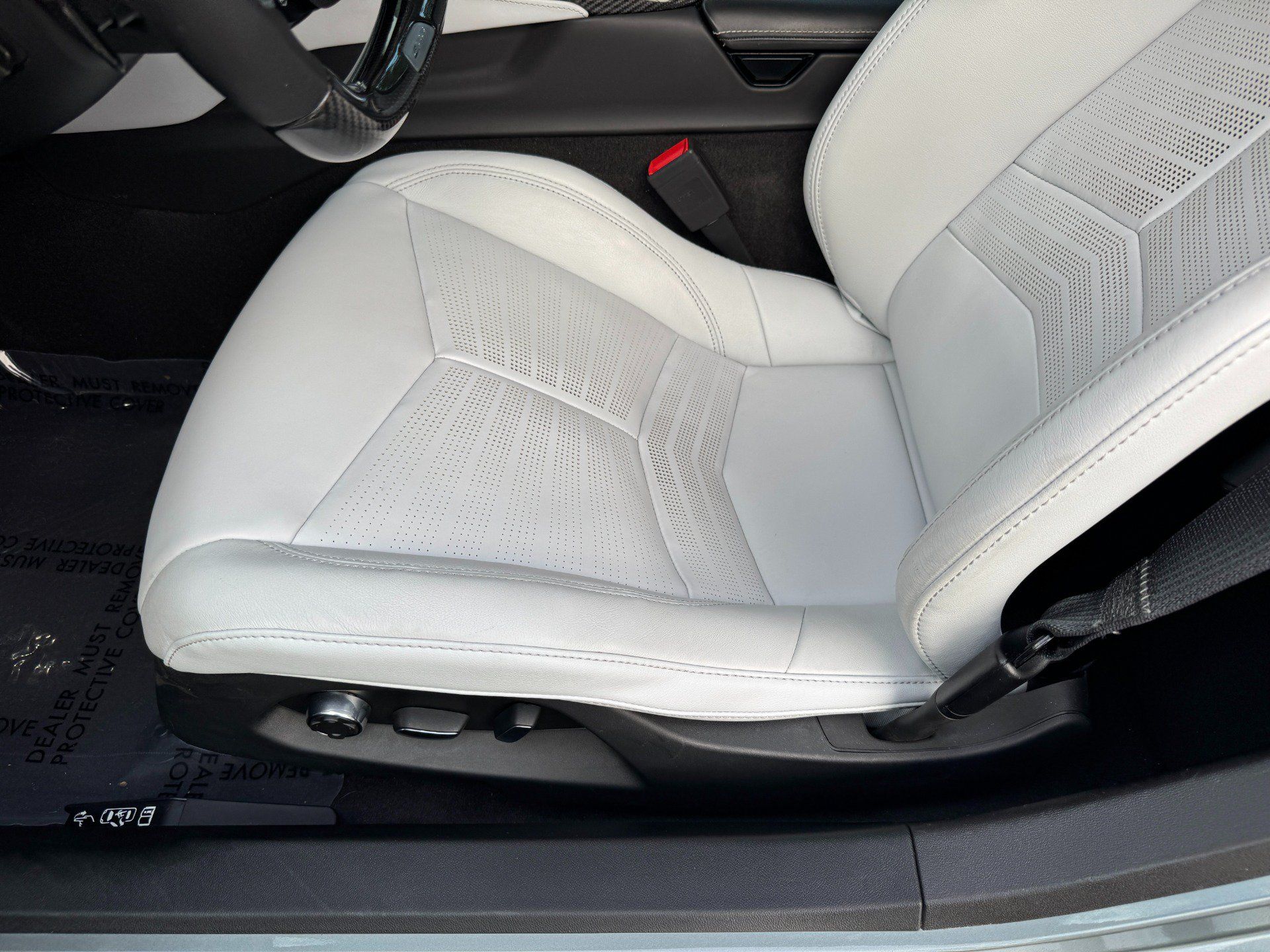 Used 2023 Chevrolet Corvette Z06 RWD image 36