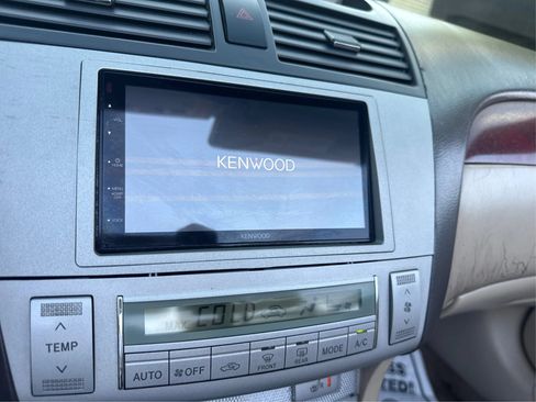 Used 2005 Toyota Solara SLE FWD image 16