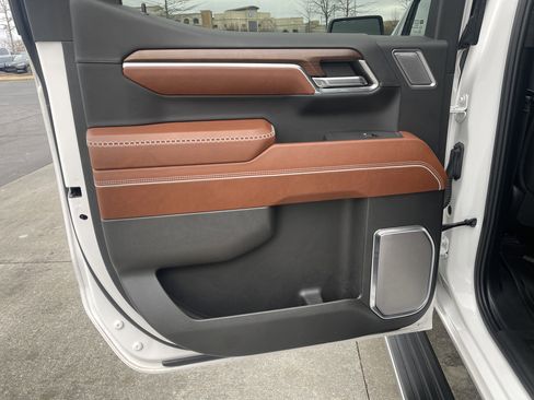 Used 2024 GMC Sierra 1500 Denali Ultimate image 14