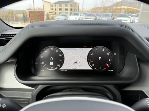 Certified 2025 Land Rover Defender 110 S image 32