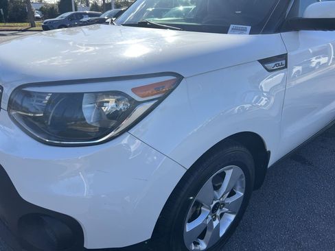 Used 2017 Kia Soul image 6