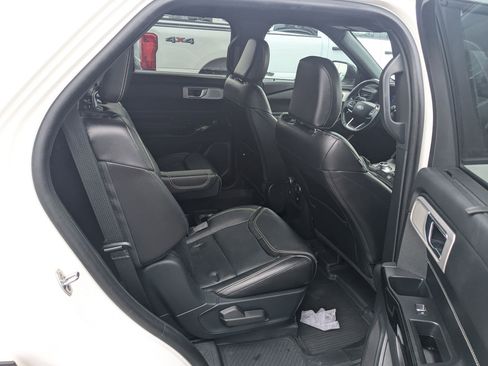 Used 2021 Ford Explorer ST w/ Equipment Group 401A AWD/4WD image 34