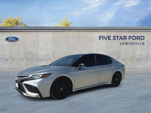 Used 2023 Toyota Camry XSE w/ Navigation Package FWD image 4
