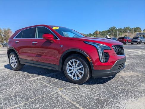 Used 2023 Cadillac XT4 Luxury image 1