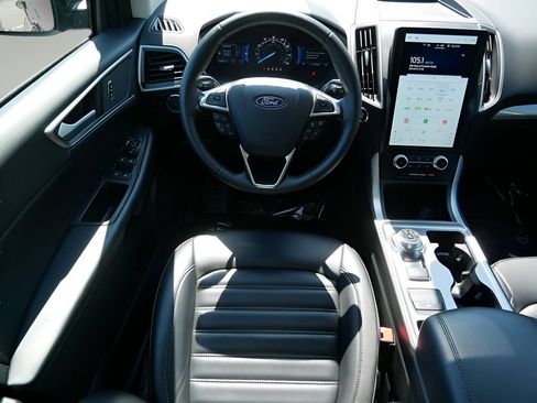 Used 2024 Ford Edge SEL w/ Convenience Package AWD/4WD image 13