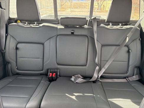 Used 2024 GMC Sierra 3500 SLT w/ SLT Convenience Package image 11