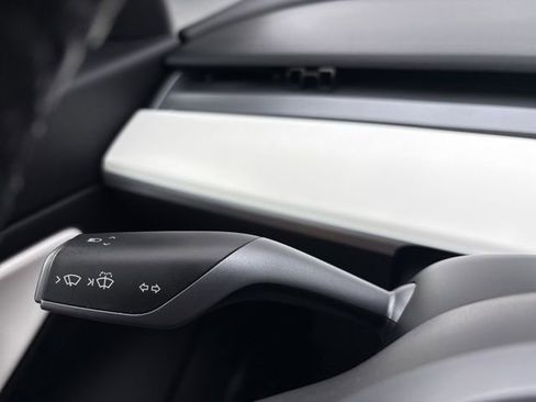 Used 2019 Tesla Model 3 Long Range image 23