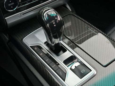 Used 2014 Maserati Quattroporte GTS image 37