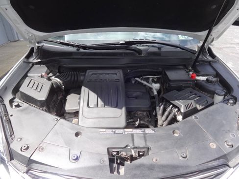 Used 2016 Chevrolet Equinox LTZ w/ Enhanced Convenience Package image 32