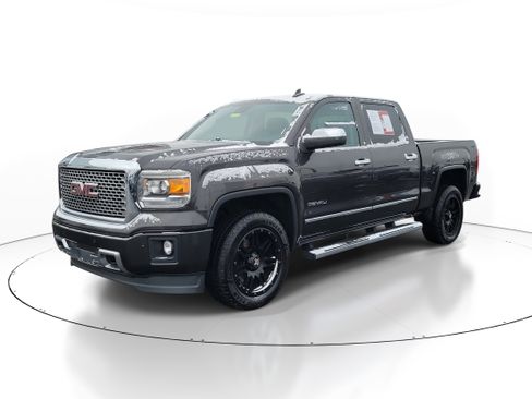 Used 2015 GMC Sierra 1500 Denali w/ Driver Alert Package image 2