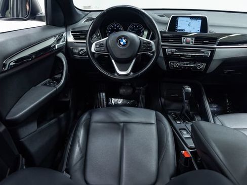 Used 2018 BMW X1 xDrive28i AWD/4WD image 3