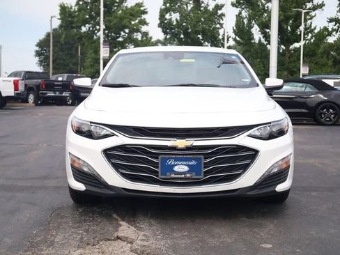 Used 2024 Chevrolet Malibu LT FWD image 3