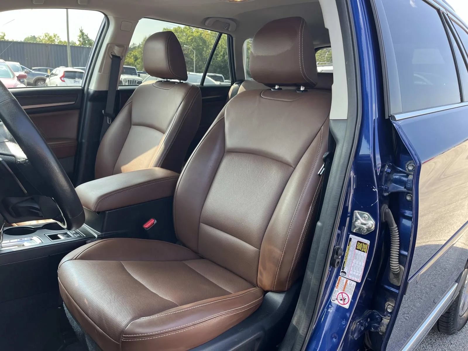 Used 2017 Subaru Outback 3.6R Touring AWD/4WD image 31