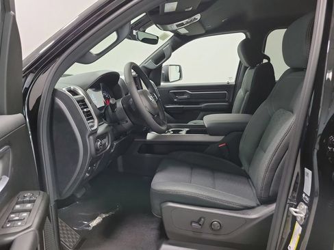 New 2026 RAM 1500 Big Horn AWD/4WD image 9