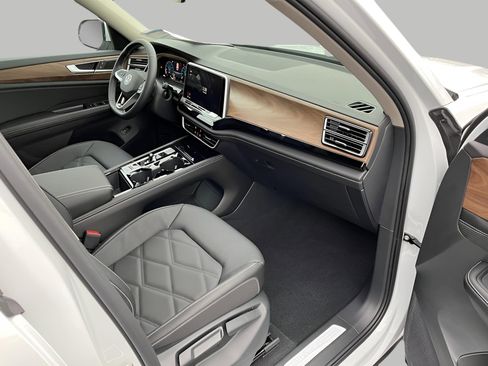 New 2026 Volkswagen Atlas SE AWD/4WD image 10