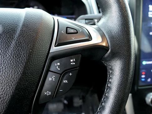 Used 2023 Ford Edge SEL w/ Sport Appearance Package image 16