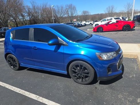Used 2018 Chevrolet Sonic LT w/ Fun and Sun Package image 3