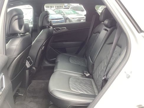 Used 2023 Kia Sportage X-Pro AWD/4WD image 17