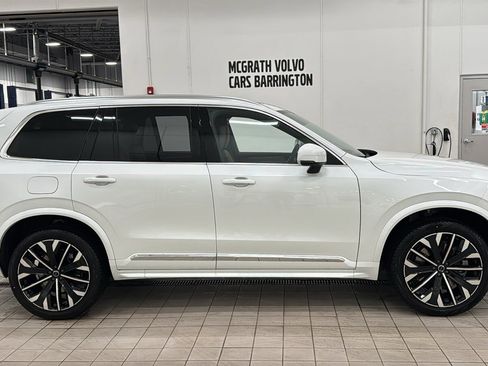 New 2026 Volvo XC90 T8 Plus w/ Protection Package Premier image 4