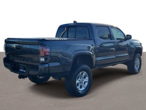 Used 2020 Toyota Tacoma SR AWD/4WD image 4