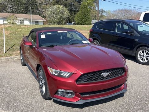 Used 2016 Ford Mustang Premium image 2