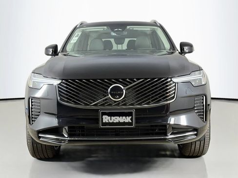 New 2026 Volvo XC90 T8 Ultra w/ Protection Package AWD/4WD image 2