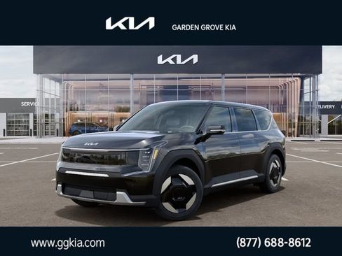 New 2026 Kia EV9 Light RWD image 1