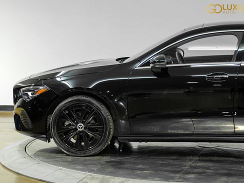 Used 2025 Mercedes-Benz CLA 250 4MATIC w/ Driver Assistance Package image 14
