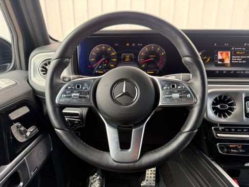 Used 2022 Mercedes-Benz G 550 image 13