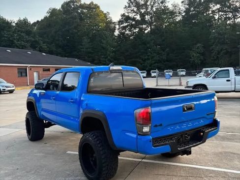 Used 2019 Toyota Tacoma TRD Pro AWD/4WD image 4